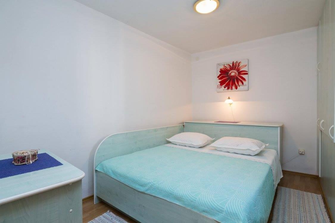 Apartment Bose Kanica On The Sea
